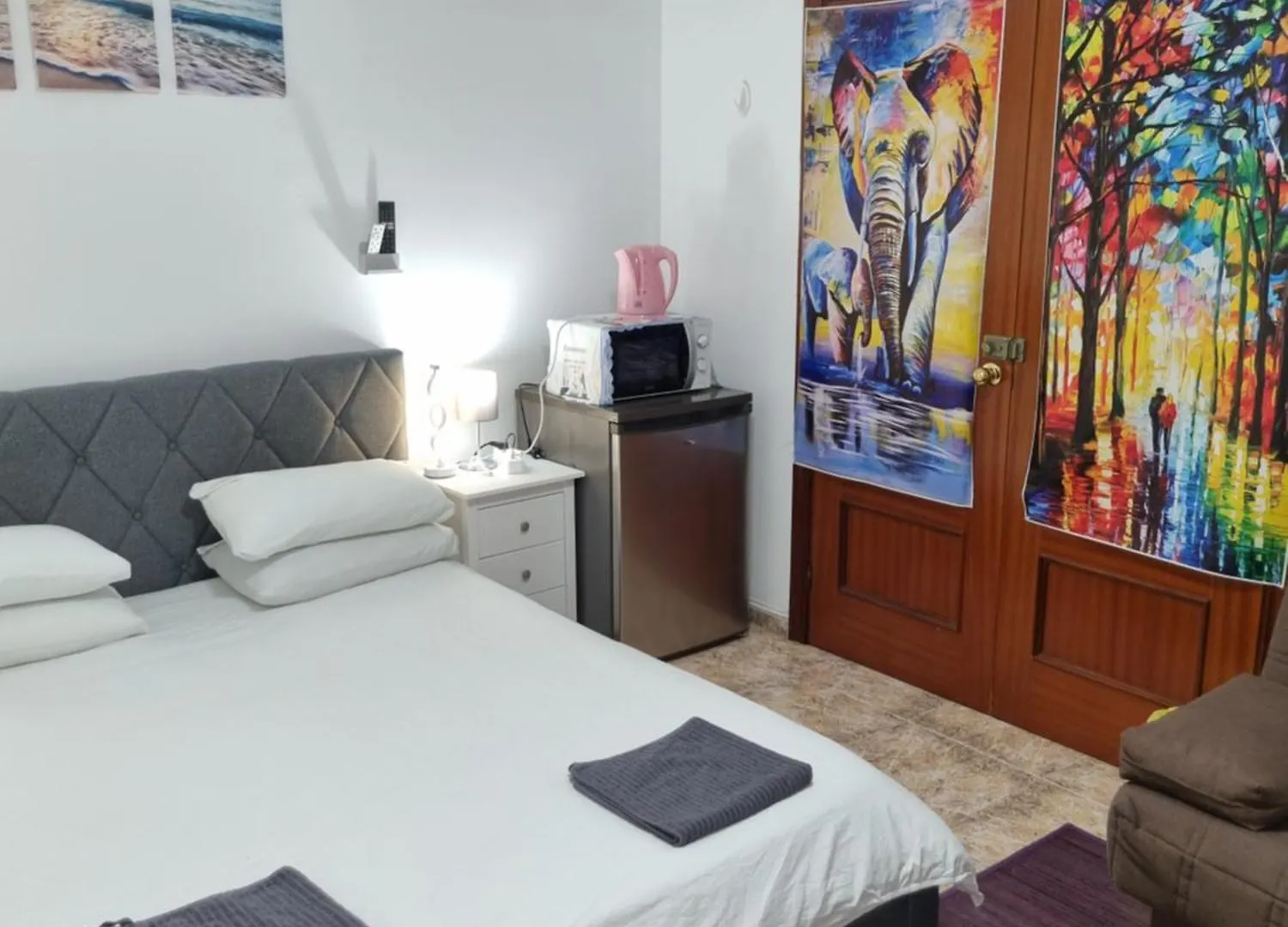 Large Modern Double Room La Línea de la Concepción Spagna
